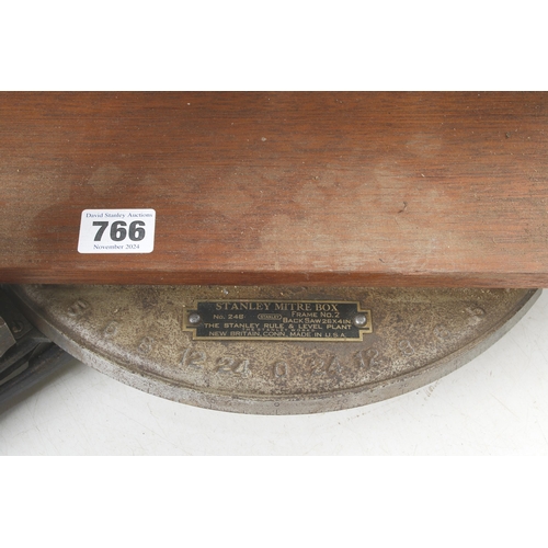 766 - A STANLEY No 246 mitre box G+