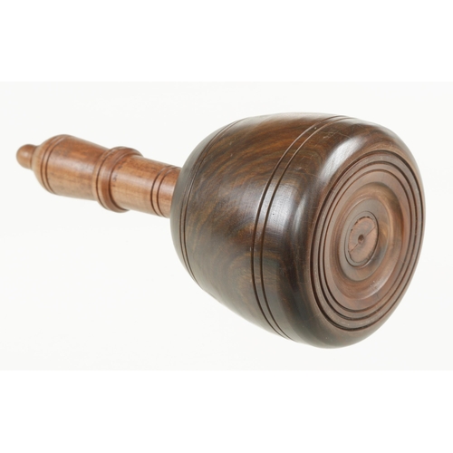 129 - A carver's lignum vitae mallet with mahogany handle 4