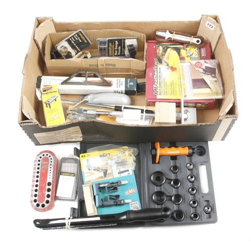 173 - Quantity of modern tools G