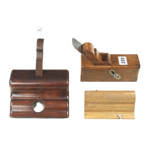 220 - A beech sliding box type chamfer plane, a router and a cill plane G++