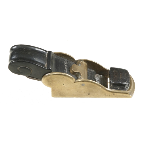 965 - A stylish gunmetal thumb plane 4 1/2