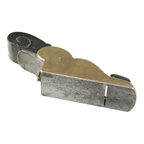 965 - A stylish gunmetal thumb plane 4 1/2