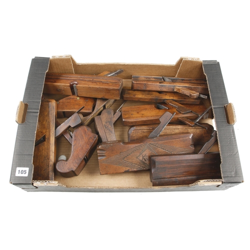 105 - 12 European moulding planes etc G