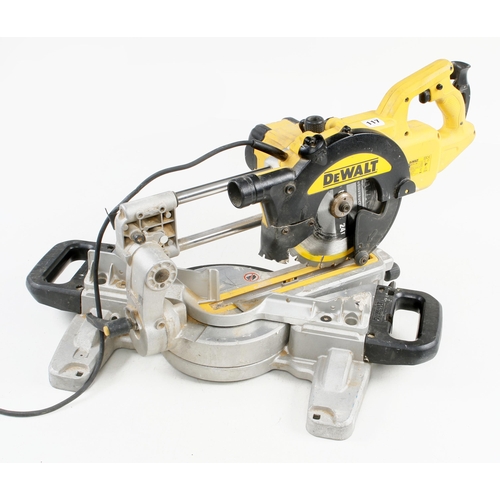 117 - A DEWALT single-bevel sliding compound mitre saw 240v Pat tested Not for Export