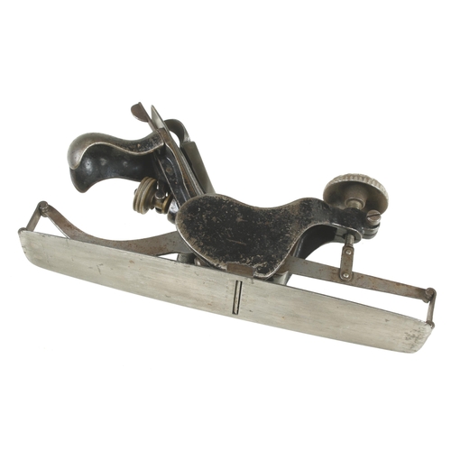 293 - A STANLEY No 113 circular plane G+