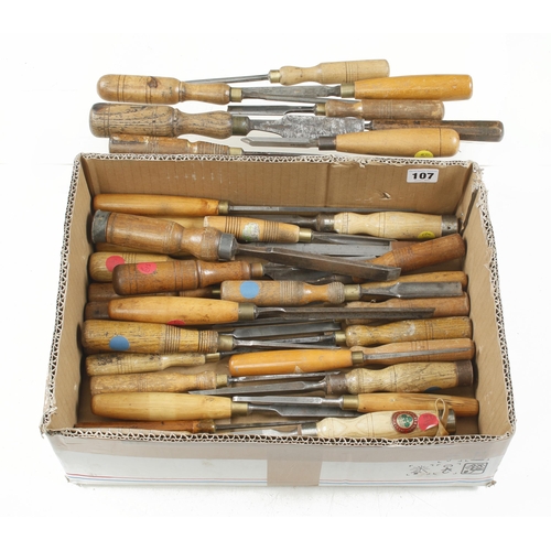 40 chisels and gouges G+