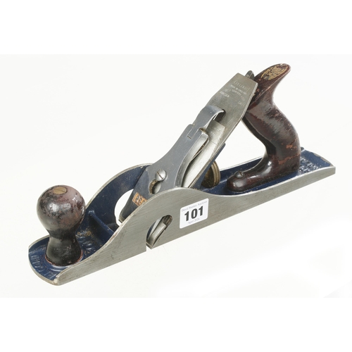 101 - A little used RECORD No 010 rebate plane with orig trade label G++