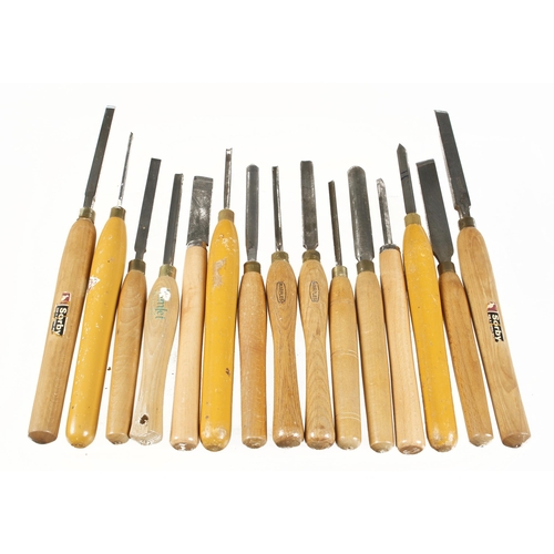 104 - 15 turning tools G+