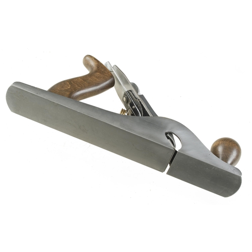 109 - A STANLEY No 10 rebate plane G+