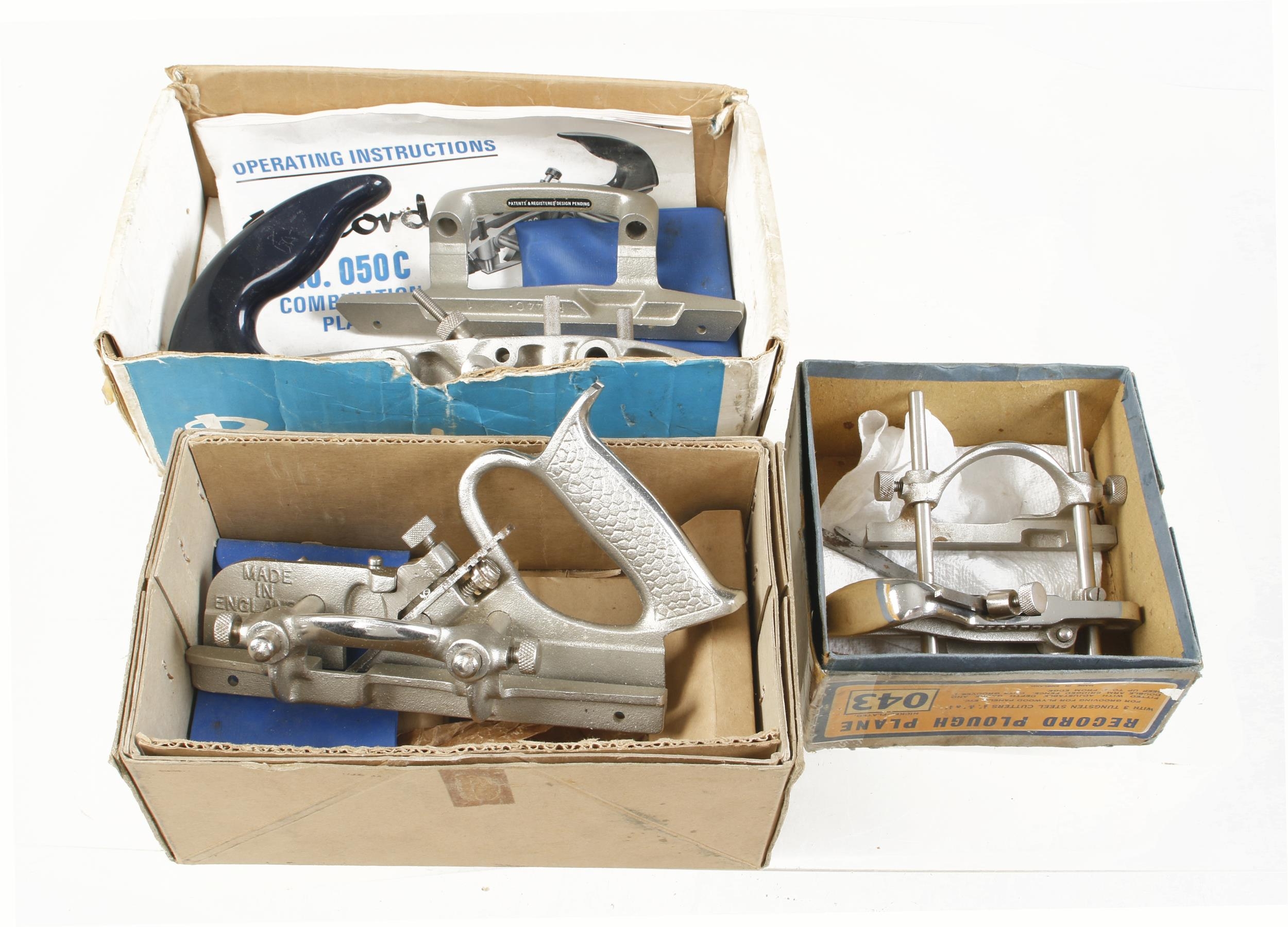 Little used RECORD Nos 043, 044 and 050C c/w cutters in orig boxes G++