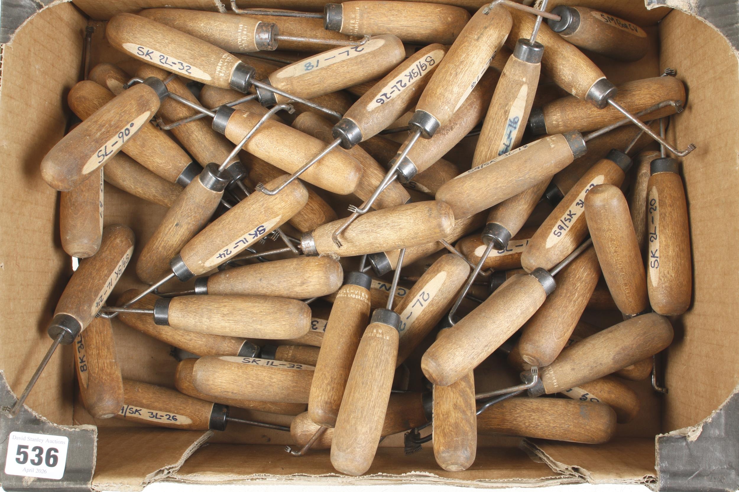 76 Full-View BROWNELL Laboratories gunstocker's chequering tools G+