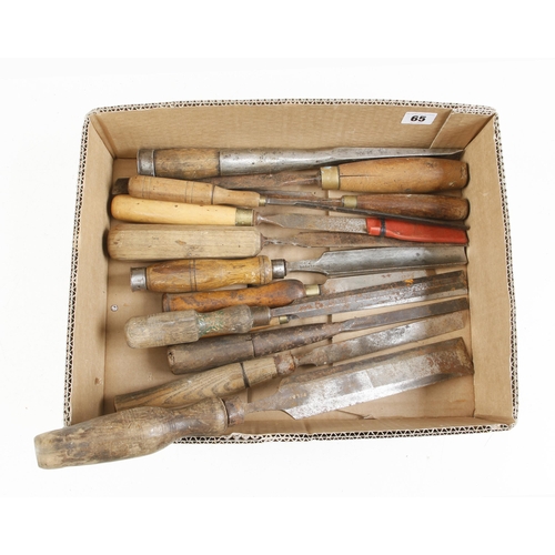 65 - 12 paring chisels and gouges G