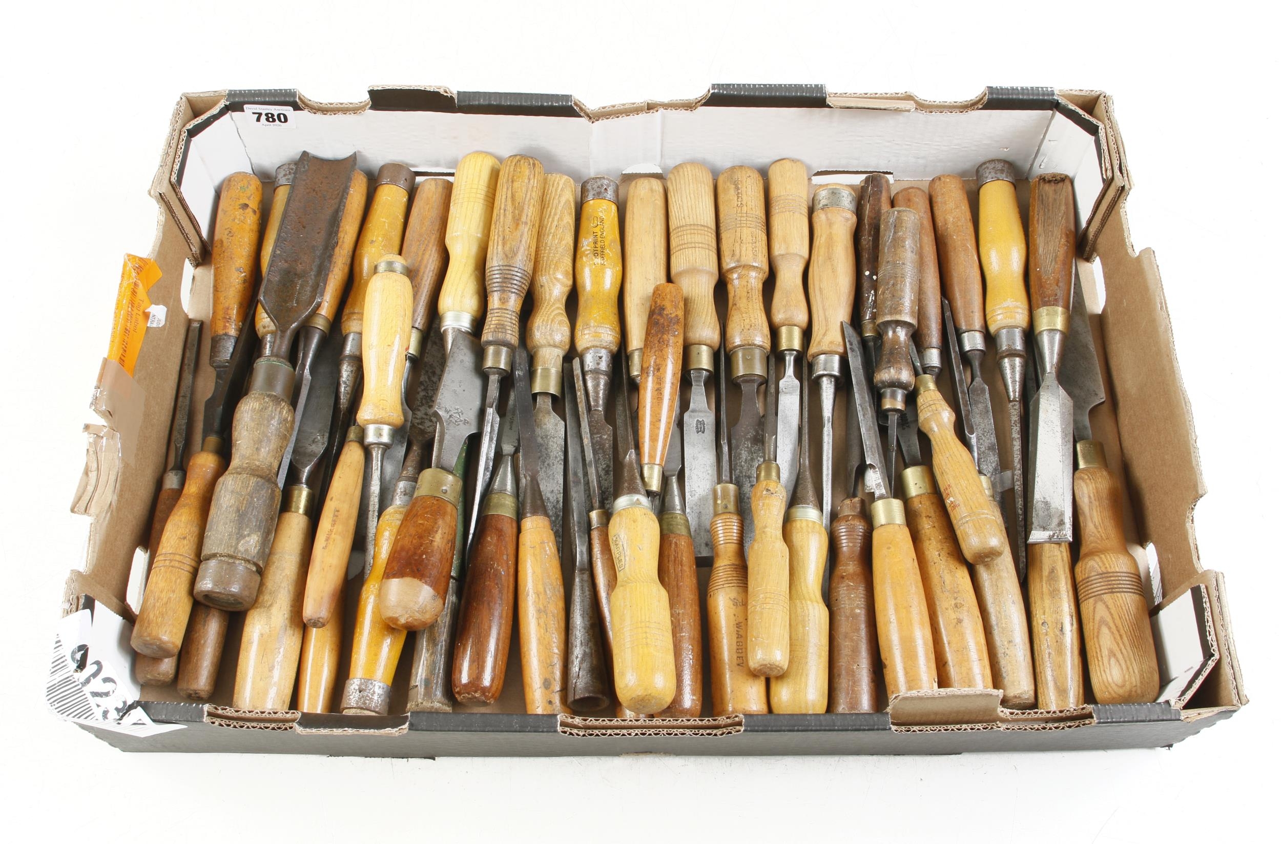 48 chisels and gouges G+