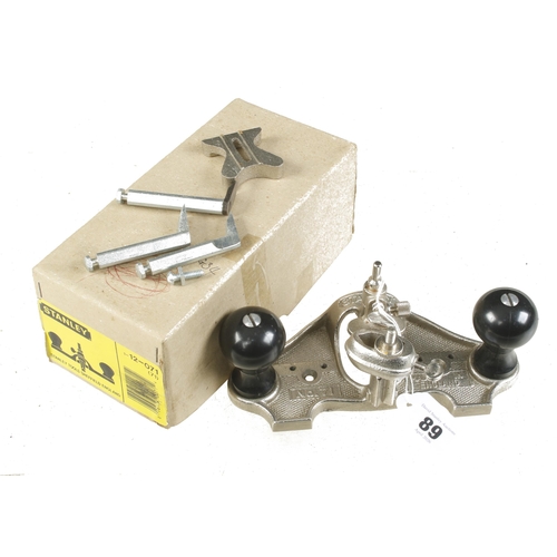 89 - An unused STANLEY No 71 router c/w 3 cutters and instructions in orig box F