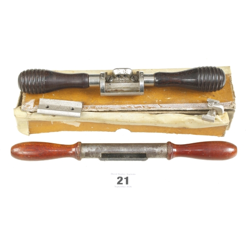 Lot 21        