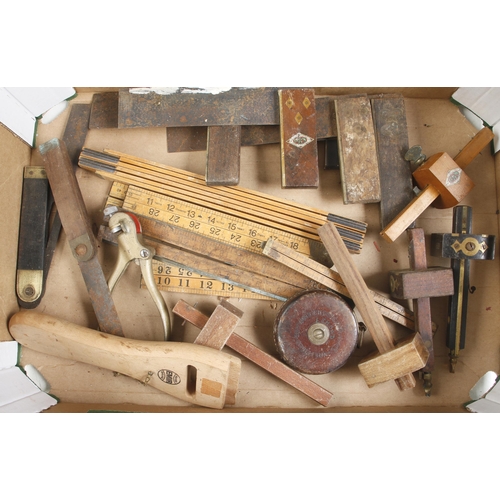 38 - 14 squares, gauges etc G+