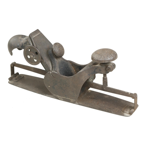 48 - A STANLEY No 113 circular plane with side wheel adjuster G