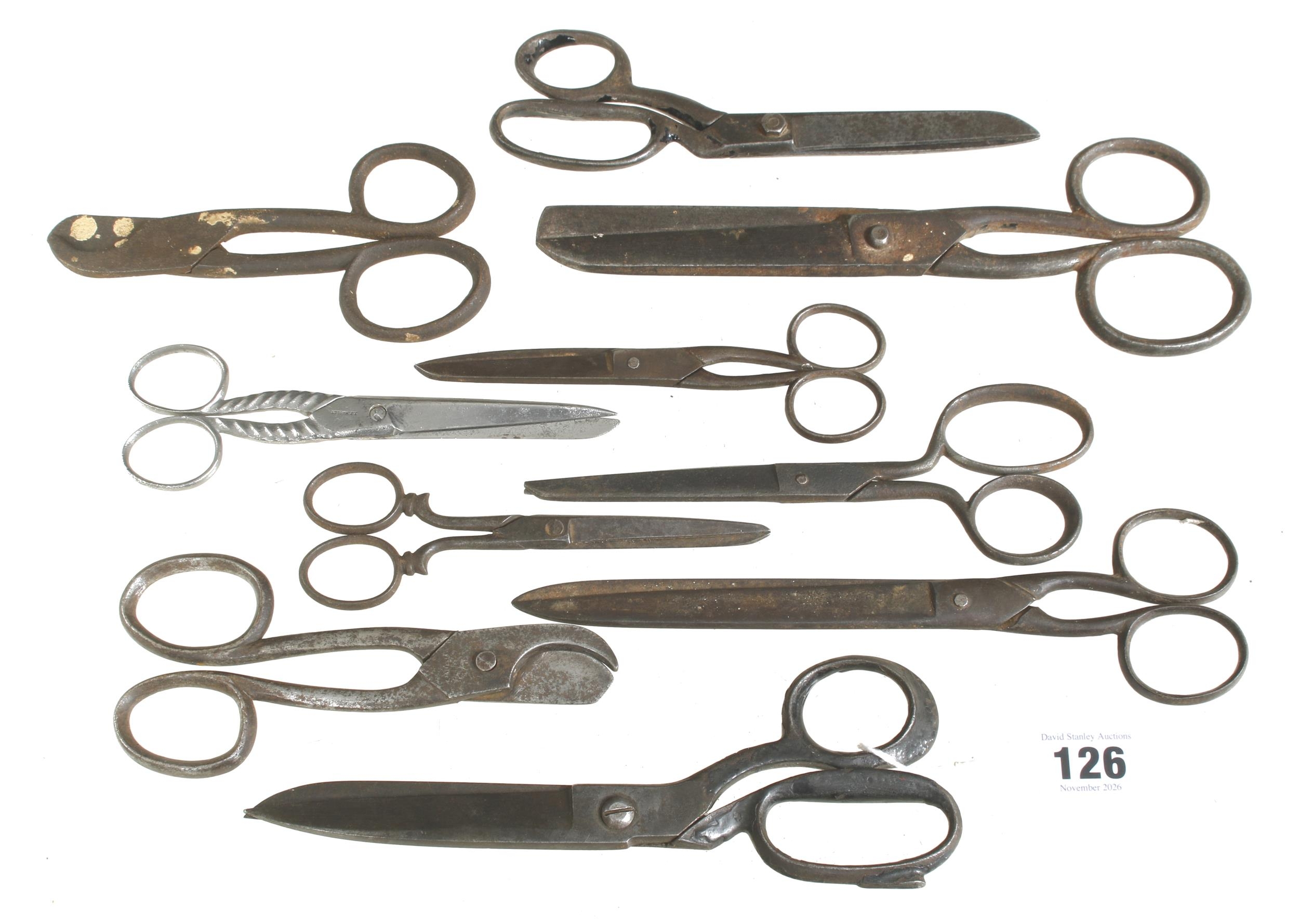 Ten pairs of steel scissors G+