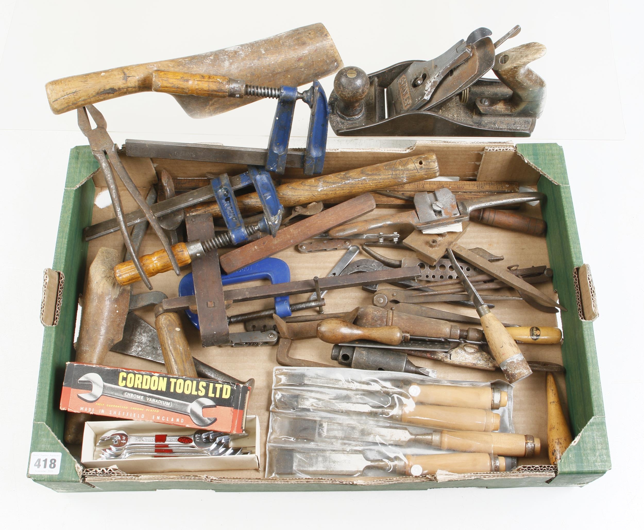 A box of tools G