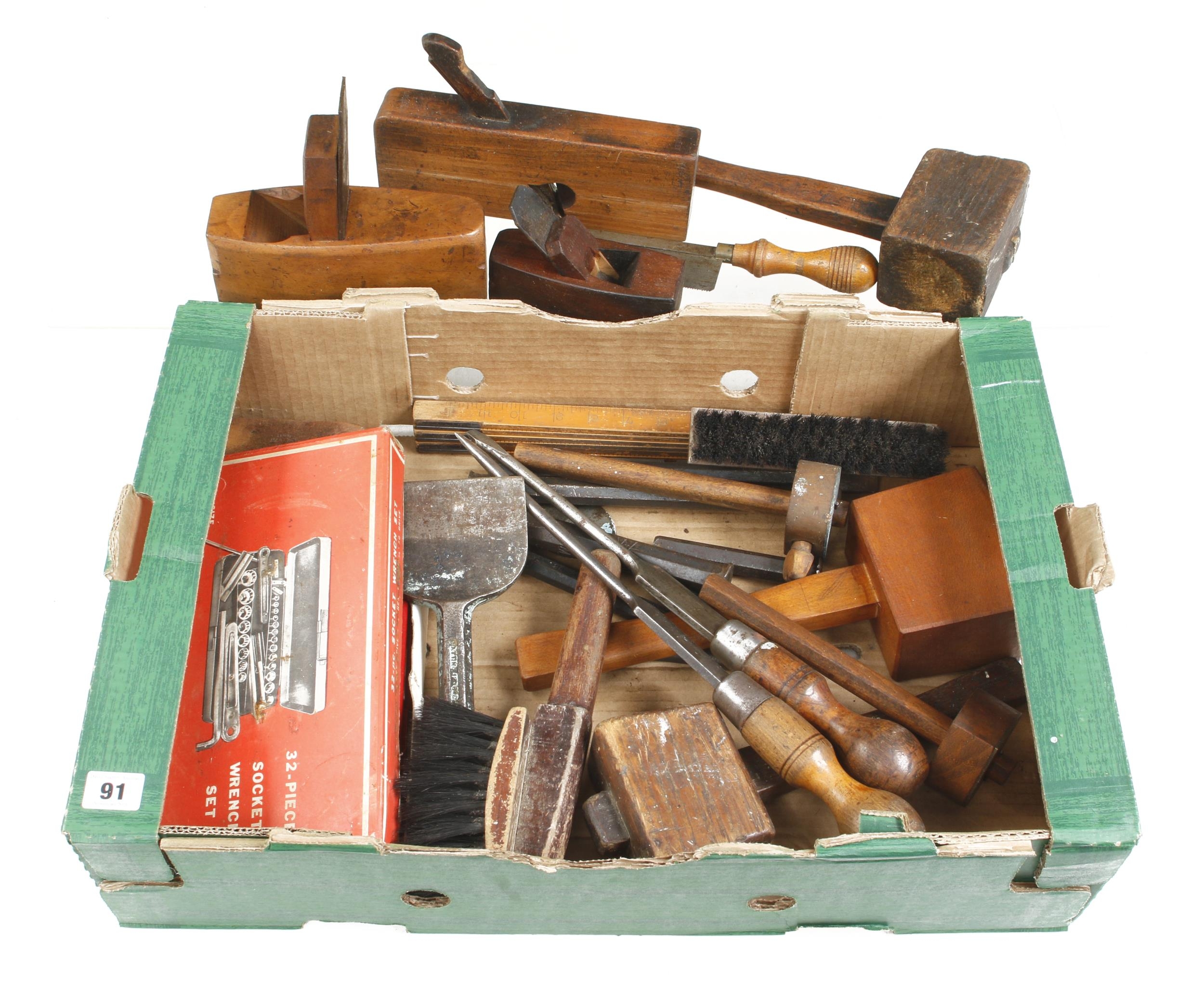 A box of tools G