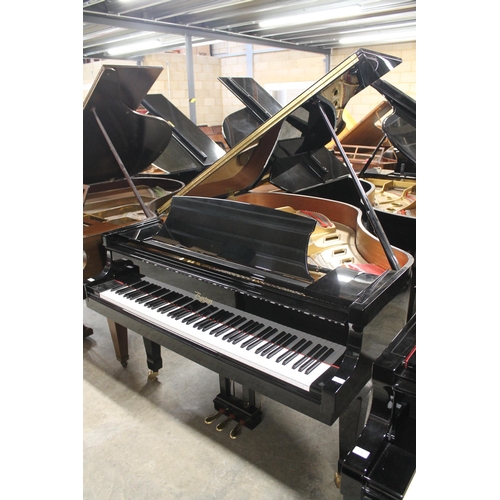 15 - Boston (c1992)A 5ft 2in Model 156 grand piano in a bright ebonised case on square tapered legs.... 