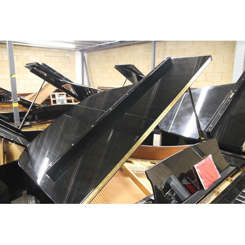 15 - Boston (c1992)A 5ft 2in Model 156 grand piano in a bright ebonised case on square tapered legs.... 
