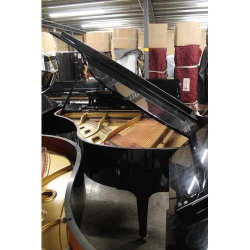 15 - Boston (c1992)A 5ft 2in Model 156 grand piano in a bright ebonised case on square tapered legs.... 