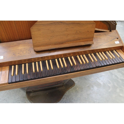 53 - John Paul Clavicytherium No 5642 (c1968)A modern clavicytherium in a walnut and banded case, having ... 