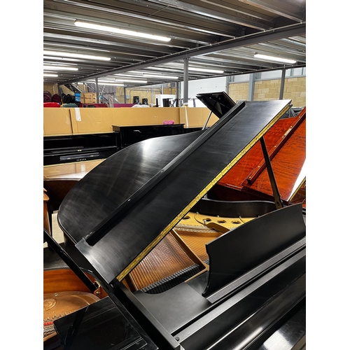 20 - Steinway (c1976)A 5ft 7in New York Model M grand piano in an ebonised case on square tapered legs.... 