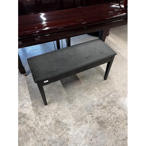 24 - Offenbach by DaewooA recent 5ft grand piano in a bright mahogany case on square tapered legs; togeth... 