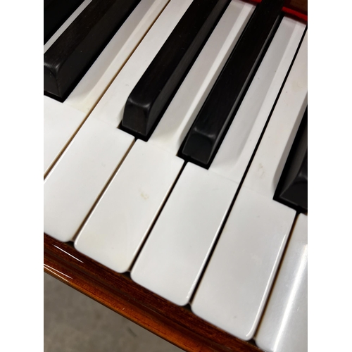 53 - Steinway (c1912)A 5ft 10in Model O grand piano in a satinwood case on square tapered legs. This inst... 