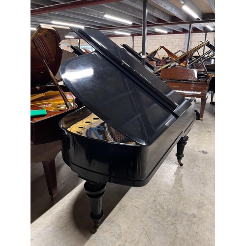 6 - Blüthner (1910)A 6ft 3in grand piano in an ebonised case on turned fluted legs. IRN: 289FFRPV