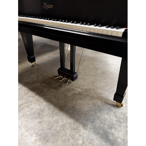 67 - Boston (c2003)A 7ft 1in Model 218 grand piano in a satin ebonised case on square tapered legs.
