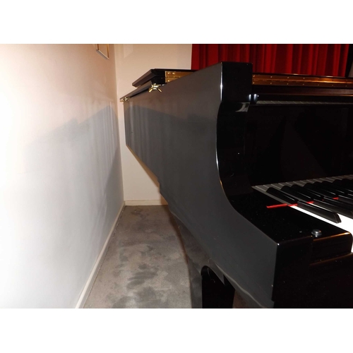 41 - Boston (c2007)A 6ft 4in Model GP193 grand piano in a bright ebonised case on square tapered legs; to... 