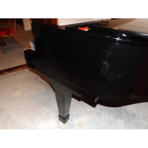 41 - Boston (c2007)A 6ft 4in Model GP193 grand piano in a bright ebonised case on square tapered legs; to... 