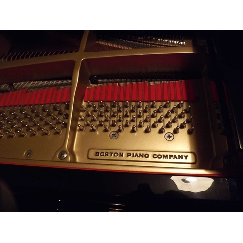 41 - Boston (c2007)A 6ft 4in Model GP193 grand piano in a bright ebonised case on square tapered legs; to... 