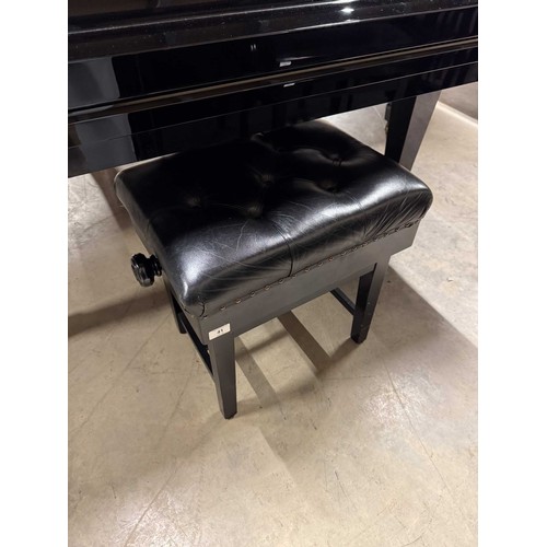 41 - Boston (c2007)A 6ft 4in Model GP193 grand piano in a bright ebonised case on square tapered legs; to... 