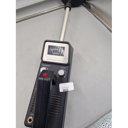 952 - Micronta 4001 Discriminator Detector.