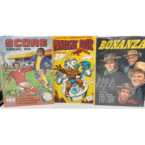 622 - 3 x Vintage Annuals - Fantastic 4, Bonanza & Score