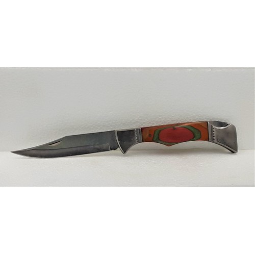 916 - Patterned Handle Lock Knife