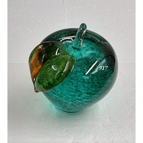 917 - Murano glass apple paperweight