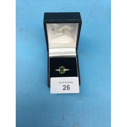 26 - 925 Silver Green Stoned Ring