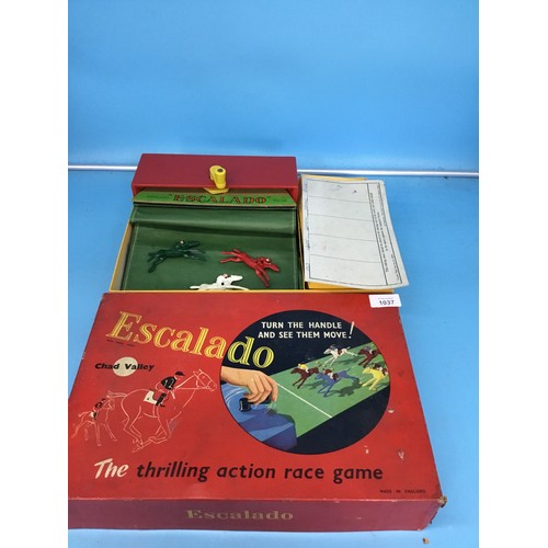 1037 - Vintage escalado boxed by chad valley