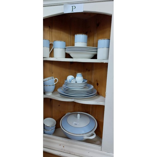 339 - Royal Doulton Part Dinner Set 25 Pieces To Include Lidded Dish, 4 Cups, 4 Mugs, 4 Sides, 4 Saucers a... 