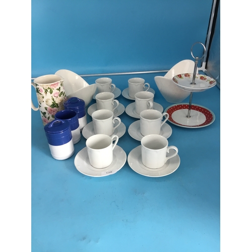 126 - Stamford Cups and Saucers x 8 and an Earl Wilson Stand