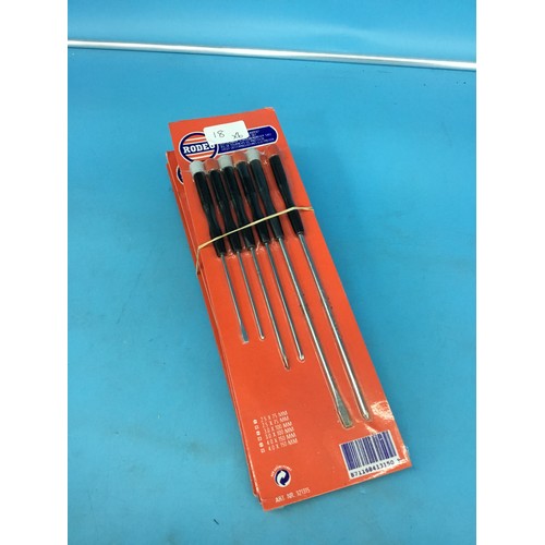 18 - 6 Sets Of 6 Screwdrivers