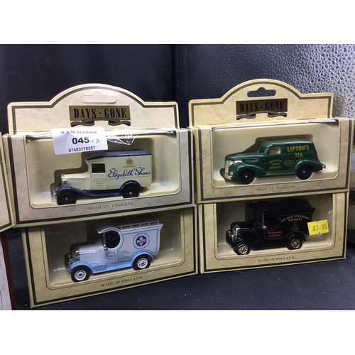 45 - Collectible Boxed Cars x8