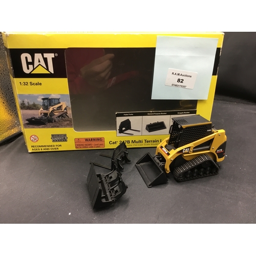 82 - CAT 1:32  247B Multi Terrain Loader