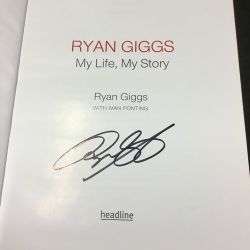 322 - Signed MUFC Ryan Giggs Book 