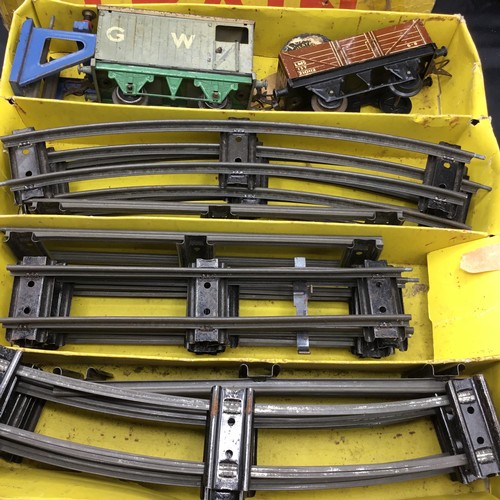 495 - Boxed Clockwork Hornby Train Set